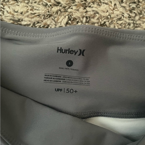 hurley shorts, very cute and comfortable - Picture 3 of 3